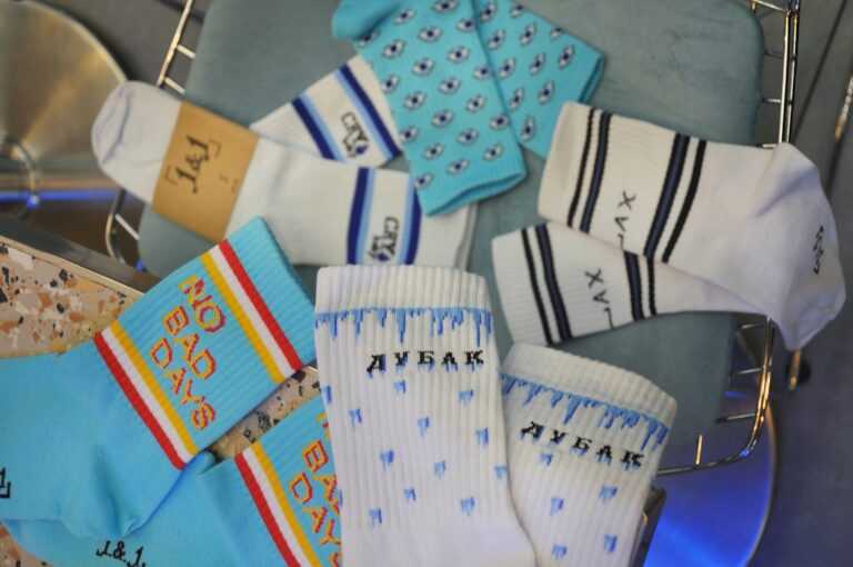 Готуємось до зими: вибираємо зимові шкарпетки на сайті 1and1 socks